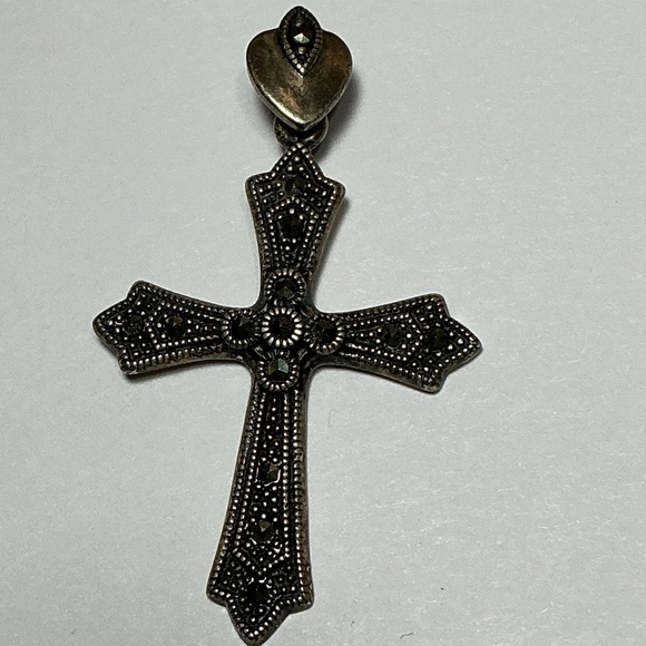 Sterling Silver Cross with Marcasite. 1.75 inches long - Picture 1 of 4